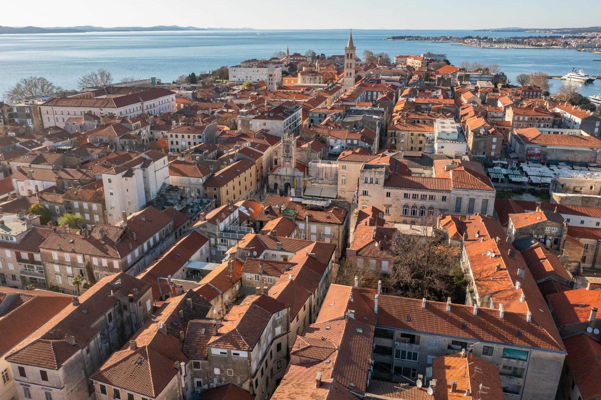 Central Rooms In Old Town By Belmont Realty Zadar Exterior photo